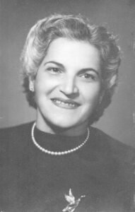 OLGA aos quarenta e dois anos, em São Paulo (1952).