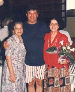 OLGA, JOÃO LUIS e ODETE.